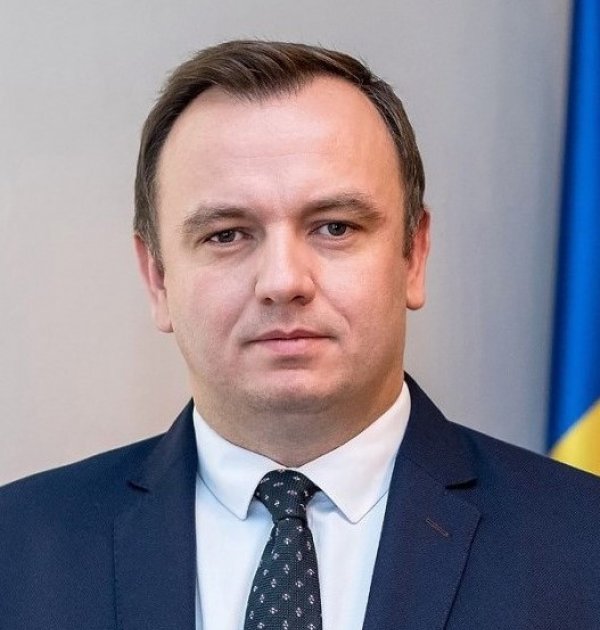 Substantive support required for local and regional authorities to ...